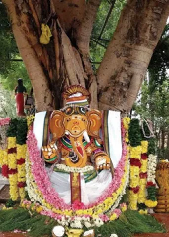 குபேர வாழ்வு தரும் அரசு இலை தீபா வழிபாடு! - பொ. பாலாஜிகணேஷ்