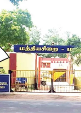 கோடிக்கணக்கில் ஊழல்! விசாரணை வளையத்தில் சிறைத்துறை அதிகாரிகள்!