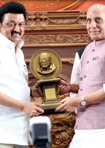 100 ரூபாயில் தி.மு.க. - பா.ஜ.க. கூட்டணி?