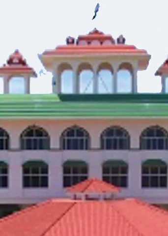 வேலைக்காக போலிச் சான்றிதழ்கள்! -குட்டுவைத்த மதுரை உயர்நீதிமன்றக் கிளை!