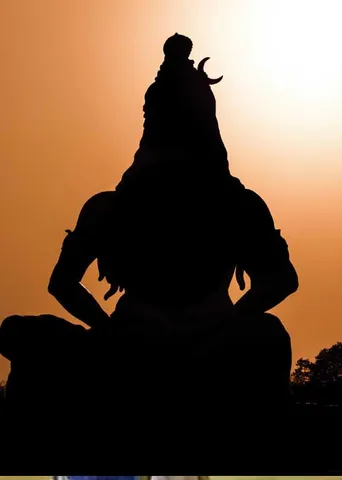 பிரபஞ்சப் பேராற்றல் எனும் பிராணசக்தி! - யோகி சிவானந்தம்