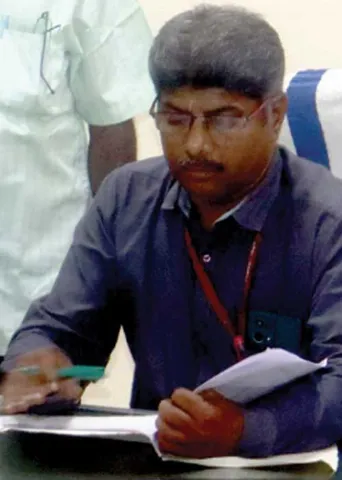 முட்டல் மோதல் ! தஞ்சை தமிழ் பல்கலைக்கழக சர்ச்சை