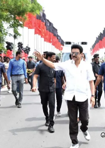 முதல்வர் எச்சரிக்கை! நெல்லை உ.பி.க்கள் பதட்டம்!
