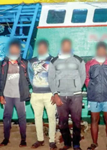 துப்பாக்கிச்சூடு! இலங்கை கடற்படை அட்டுழியம்!