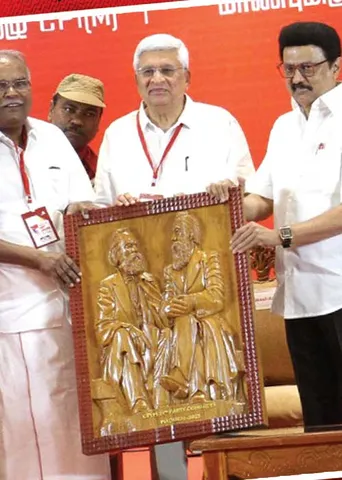 காவியை விரட்டியடிப்போம்! -சி.பி.எம். மாநாட்டில் தலைவர்கள் சூளுரை!