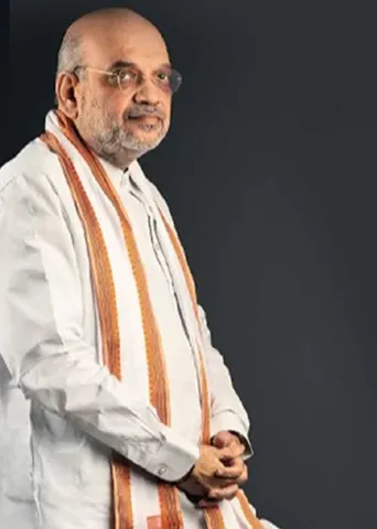 ராங்கால் குமரி அனந்தனுக்கு அரசு மரியாதை! முதல்வரிடம் நெகிழ்ந்த தமிழிசை! பா.ஜ.க. மாநிலத் தலைவர் அமித்ஷா வியூகம்!