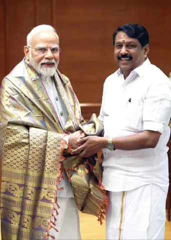 ஏன் தலைவர் ஆக்கினோம்! லி மாநிலத் தலைவரிடம் மோடி!