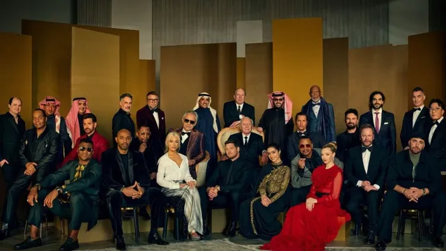 Shraddha Kapoor and Hrithik Roshan Pose with Morgan Freeman, Anthony Hopkins, and More: Viral Photo Sparks Global Buzz