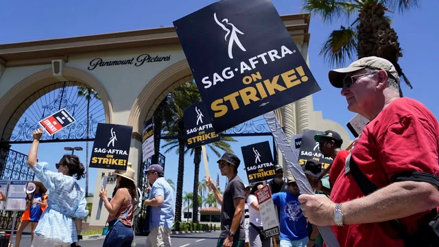 Sag strike.jpg