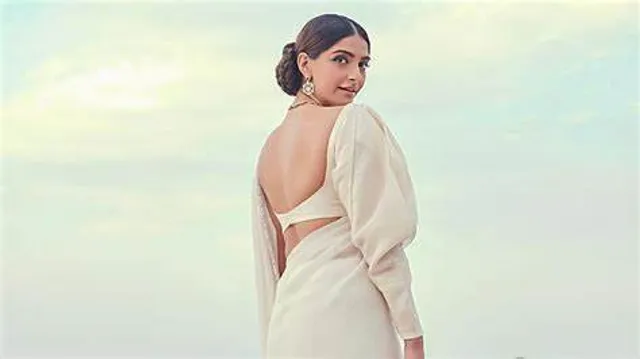 Sonam Kapoor Sari Styles
