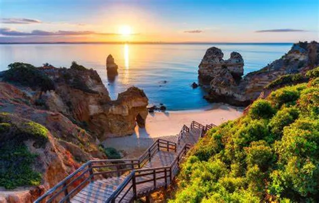 EU Tourism Soars to Pre-Pandemic