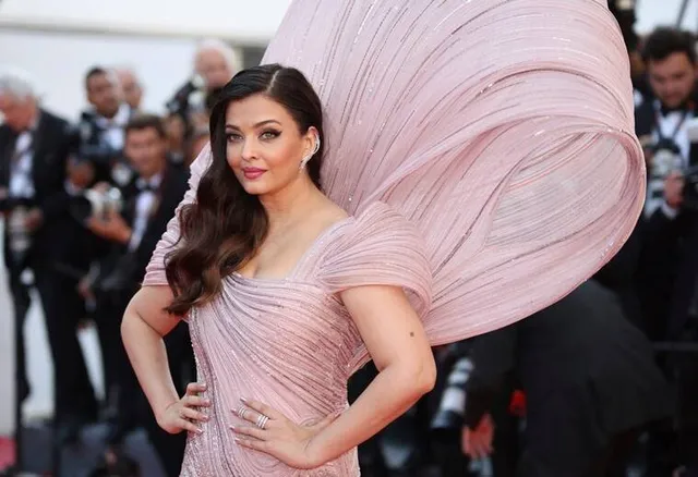 In 2005, Aish became the first Indian actor to open the successful 58th Cannes Film Festival.