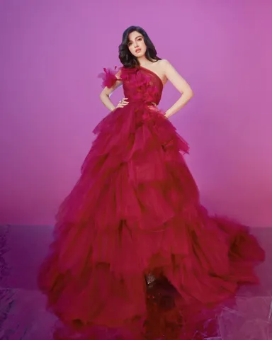 Divya Khosla Kumar Fans are up and ready for her next film " Yaariyan 2".