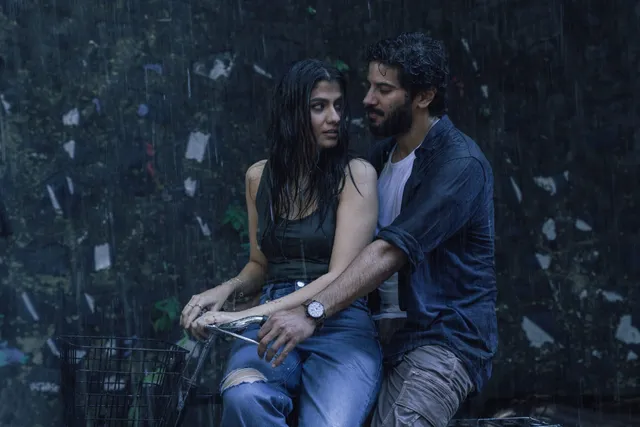 Dulquer had to literally do all the heavy lifting while I just went along for the ride: Shreya Dhanwanthary reveals experience of shooting for 'Gaya Gaya' from Chup