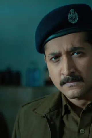 PARAMBRATA CHATTERJEE ON PLAYING A RIGHTEOUS COP, FROM KAHANI TO ARANYAK!