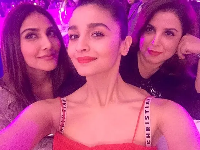 Watch Video: Alia Bhatt Blushing As People Wish  Congratulations on Video Call with Farah Khan