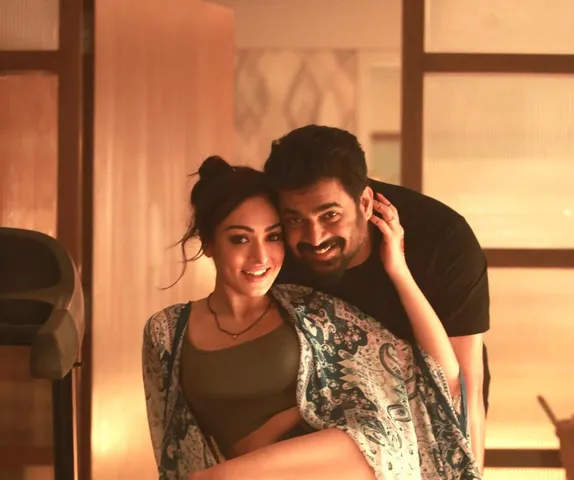 Khushalii Kumar, Madhavan Wrap Dhokha Round D Corner Shoot !