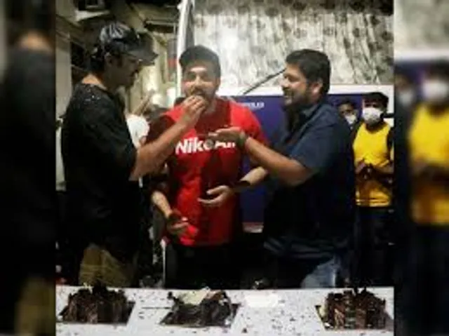 Prabhas, om Raut wish Adhipurush Actor Sunny Singh on his birthday !