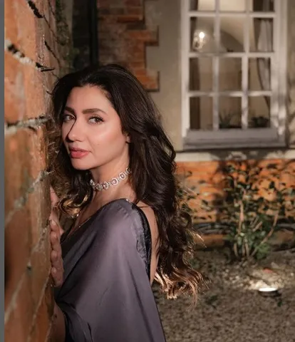 Mahira Khan shares unseen glimpses from her ‘leap of faith’