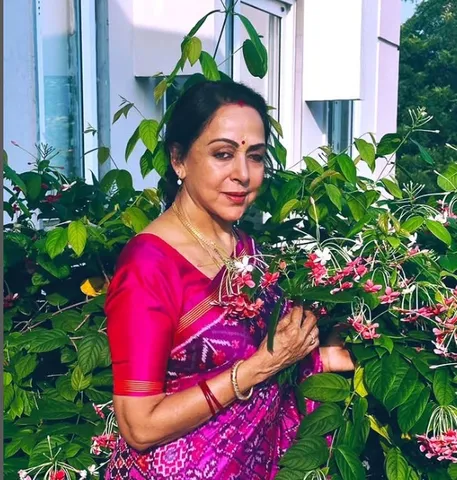 Hema Malini pens an emotional birthday note for her darling mom