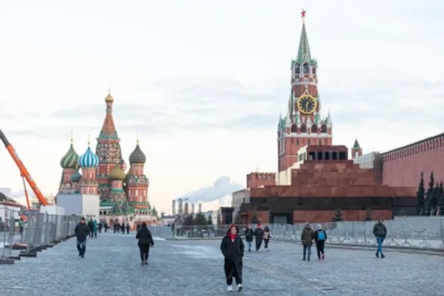 Russia expels two British diplomats on charges of espionage