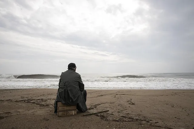 Loneliness: 1 in 6 people worldwide affected, 100 deaths every hour, says WHO