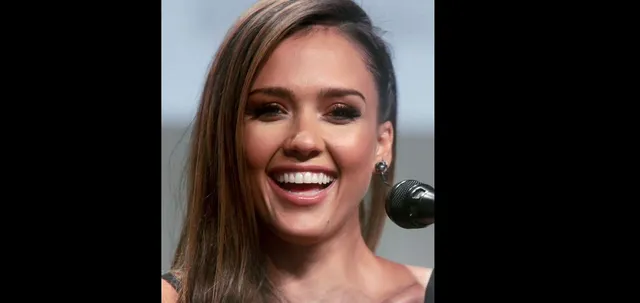 Jessica Alba savours taste of India with golgappas in London