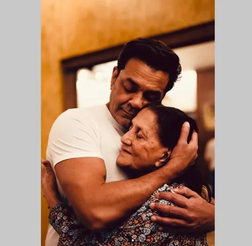 Bobby Deol says ‘love you maa’ as he celebrates b’day of mother Prakash Kaur