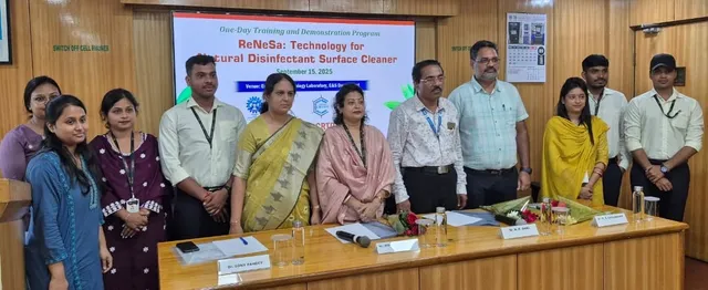 ‘ReNeSa: Technology for natural disinfectant surface cleaner’ showcased at CSIR-IMMT