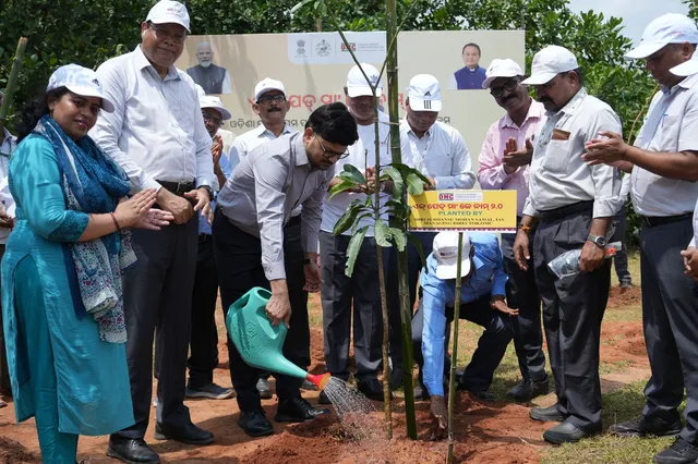 OMC plants 1 lakh saplings under ‘Ek Ped Maa ke Naam’ campaign