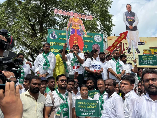 BYCJD stages protest in Bhubaneswar demanding CBI probe into Police SI recruitment scam