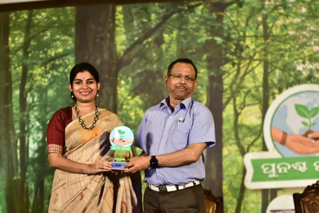 Earth Again Conference: Former Chief Secy Pradeep Jena stresses on collective efforts to fight climate change