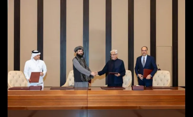 Afghanistan and Pakistan agree to ceasefire after days of deadly conflict