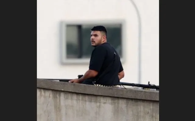 Islamic State hallmarks emerge in Bondi Beach massacre: Attacker is a person of interest