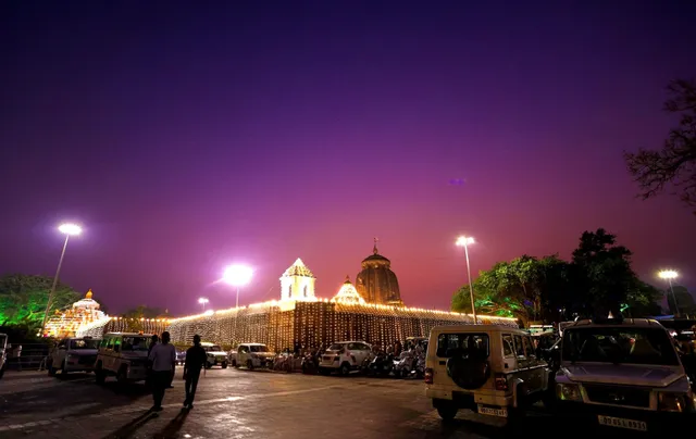 Devotional fervour sweeps Odisha as devotees celebrate Maha Shivaratri