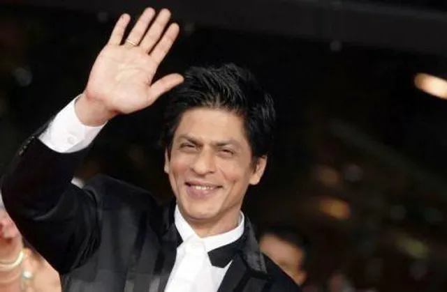 Lawyer nabbed for threatening Shah Rukh Khan
