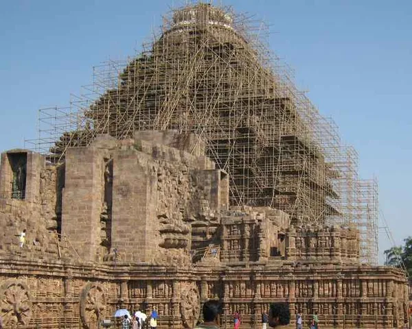 Moderate intensity quake may result in collapse of Odisha’s Konark temple!