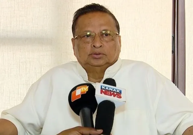 'BJD govt provoking distress sale by closing mandis ahead of schedule'