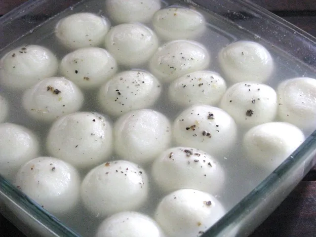 Odisha to apply for GI tag for 'Odishara Rasogolla' soon