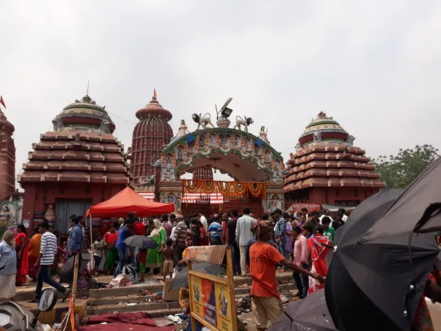 Minor son of visually challenged woman allegedly abducted outside Ram Mandir in Bhubaneswar