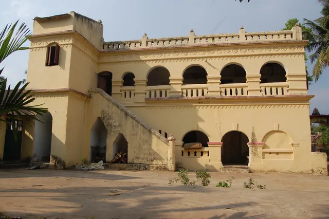 Historic old house of the Jagannath Sadak