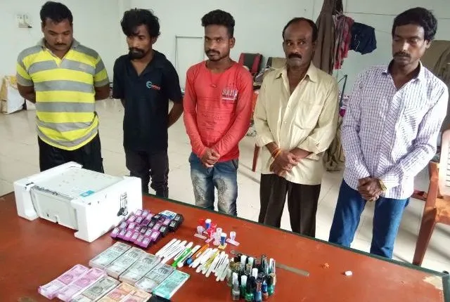 Fake currency note racket busted in Odisha's Berhampur; 5 held