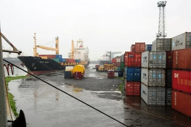 Construction of Subarnarekha port in Odisha from October