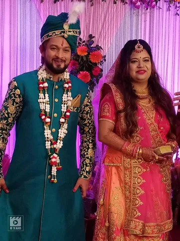 Singer Tapu Mishra gets married; Ollywood raises a toast