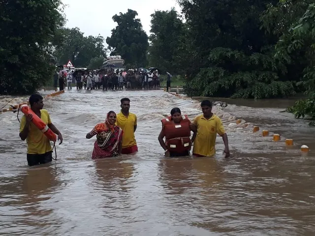 Heavy rain: Bridges submerged in Odisha's Malkangiri