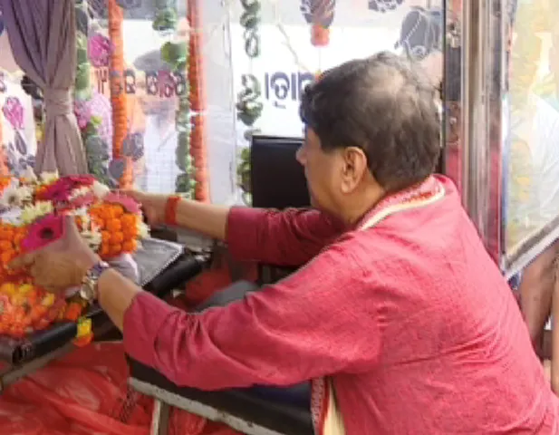 Rich tributes paid to eminent journalist Ranjit Guru at Sambad Bhawan