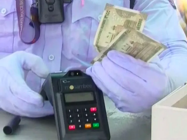 Odisha cop coughs up Rs 5k for triple riding in Bhubaneswar