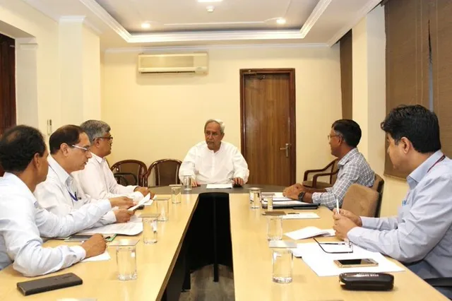 Odisha CM reviews state's pending projects with Centre