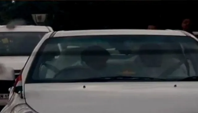 Amid new MV rule chaos, Odisha CM leads by example