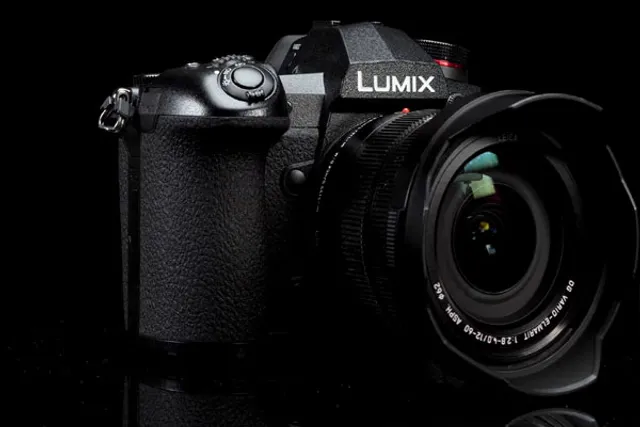 Panasonic introduces mirrorless camera in Indian market. Know price, specifications here